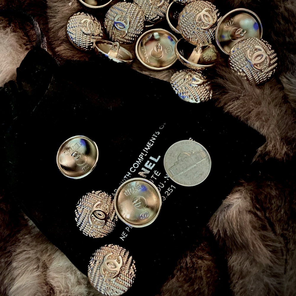 GorgeousCC-style Cham🥂gold 23ml.$Lot of 6 Stamped/textured/ShankS…